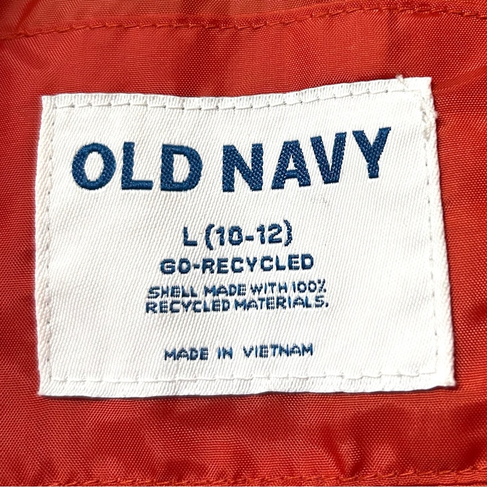 Old Navy Quilted Puffer Vest Size (L) 10-12 - Picture 3 of 3